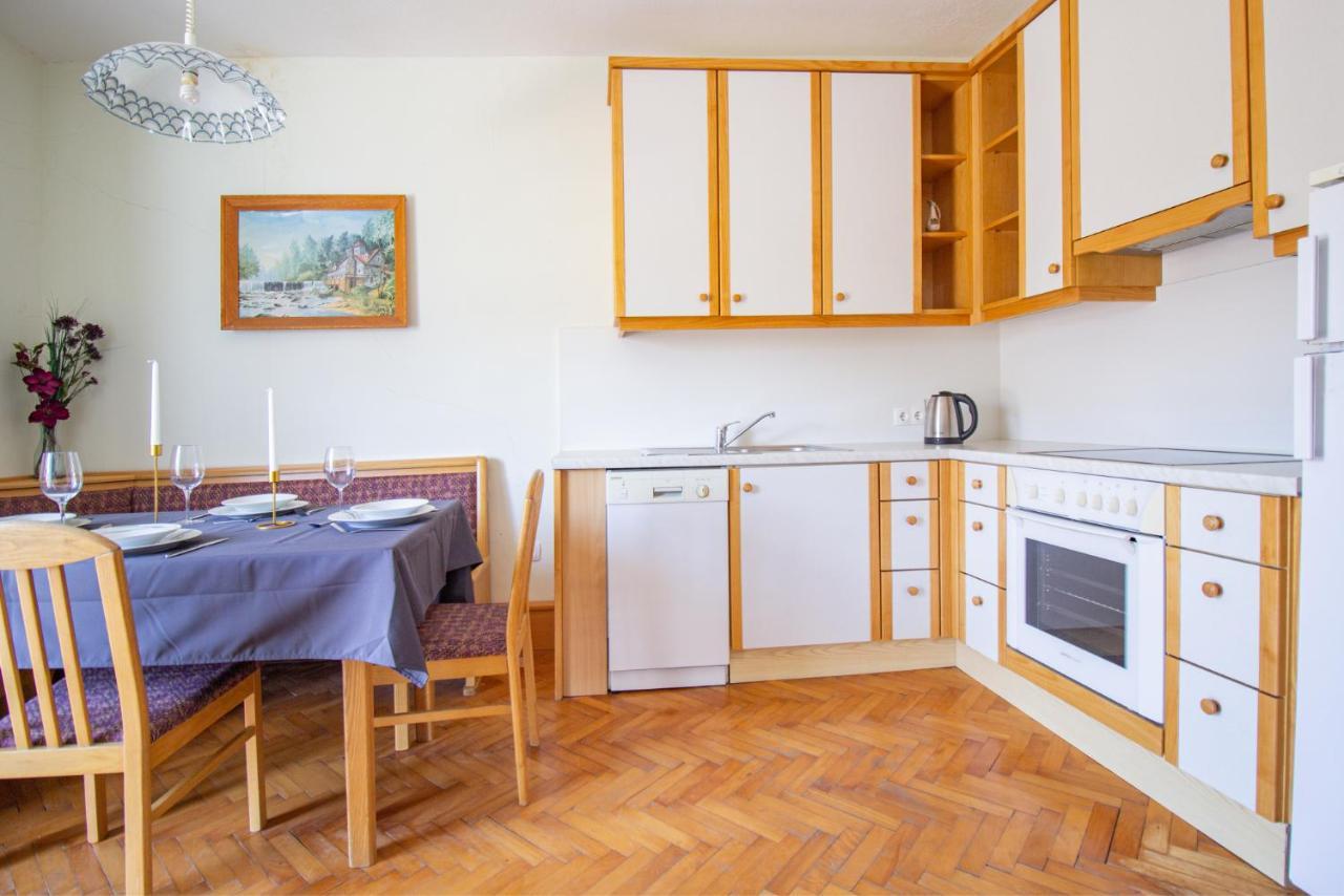 Apartment Coral Metajna Luaran gambar
