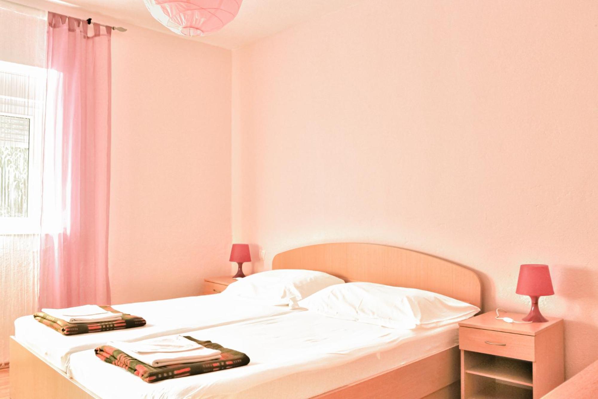 Apartment Coral Metajna Bilik gambar